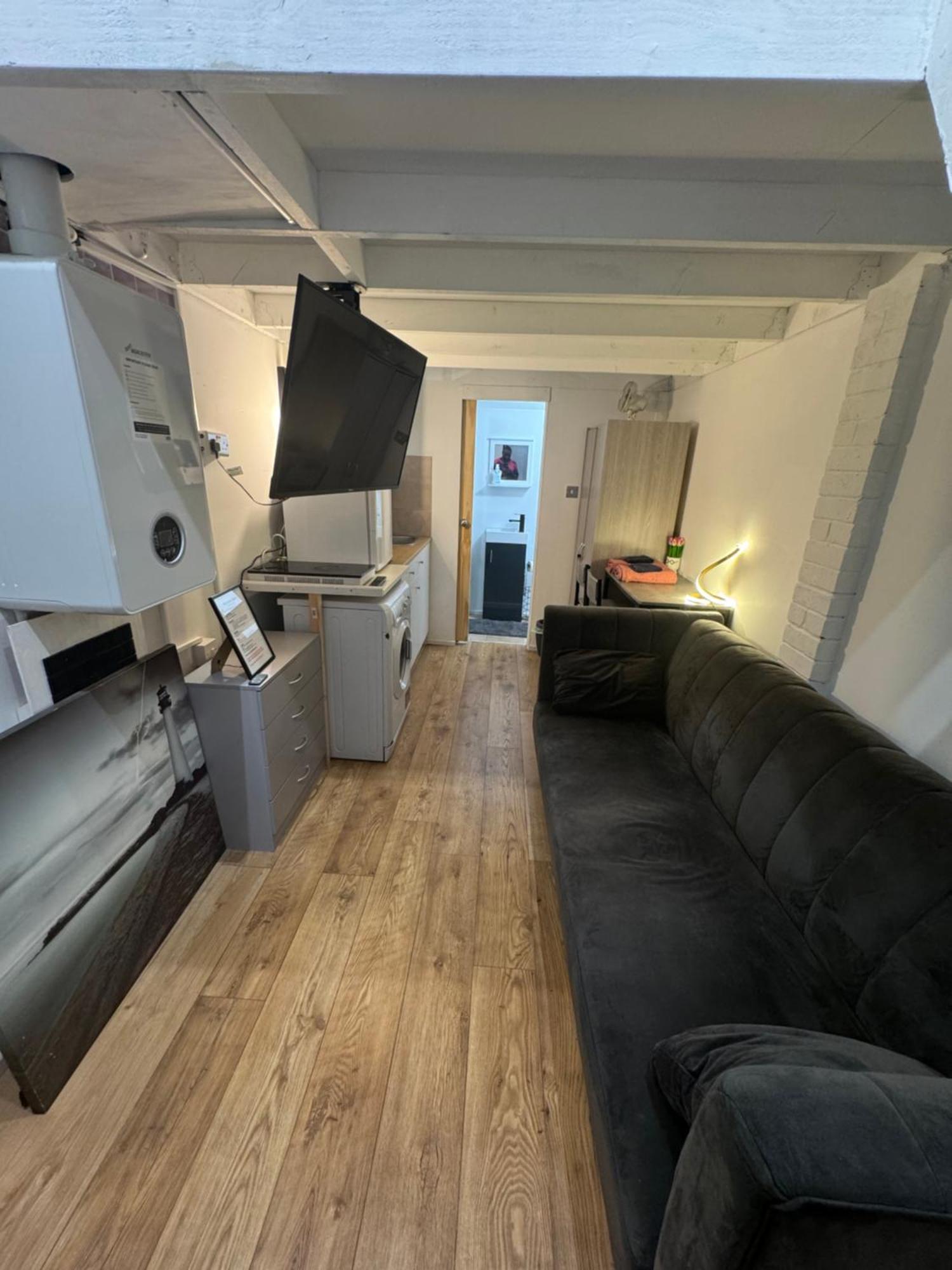 Duplex 3 Minute Drive From Luton Airport * Luton (Bedfordshire)